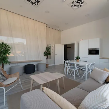 Xpce Urban 15 Skyline - Parking Free Apartment Malaga